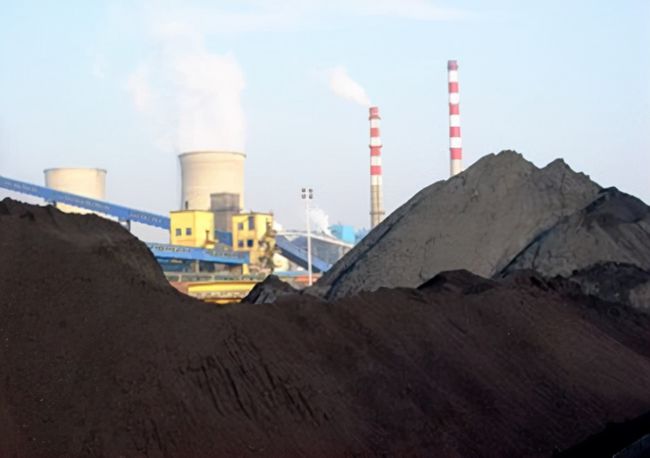 冬日家庭供暖还未来，”煤超疯”却先来了